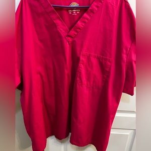 Dickies pink scrub top! Size 5x. Great condition!